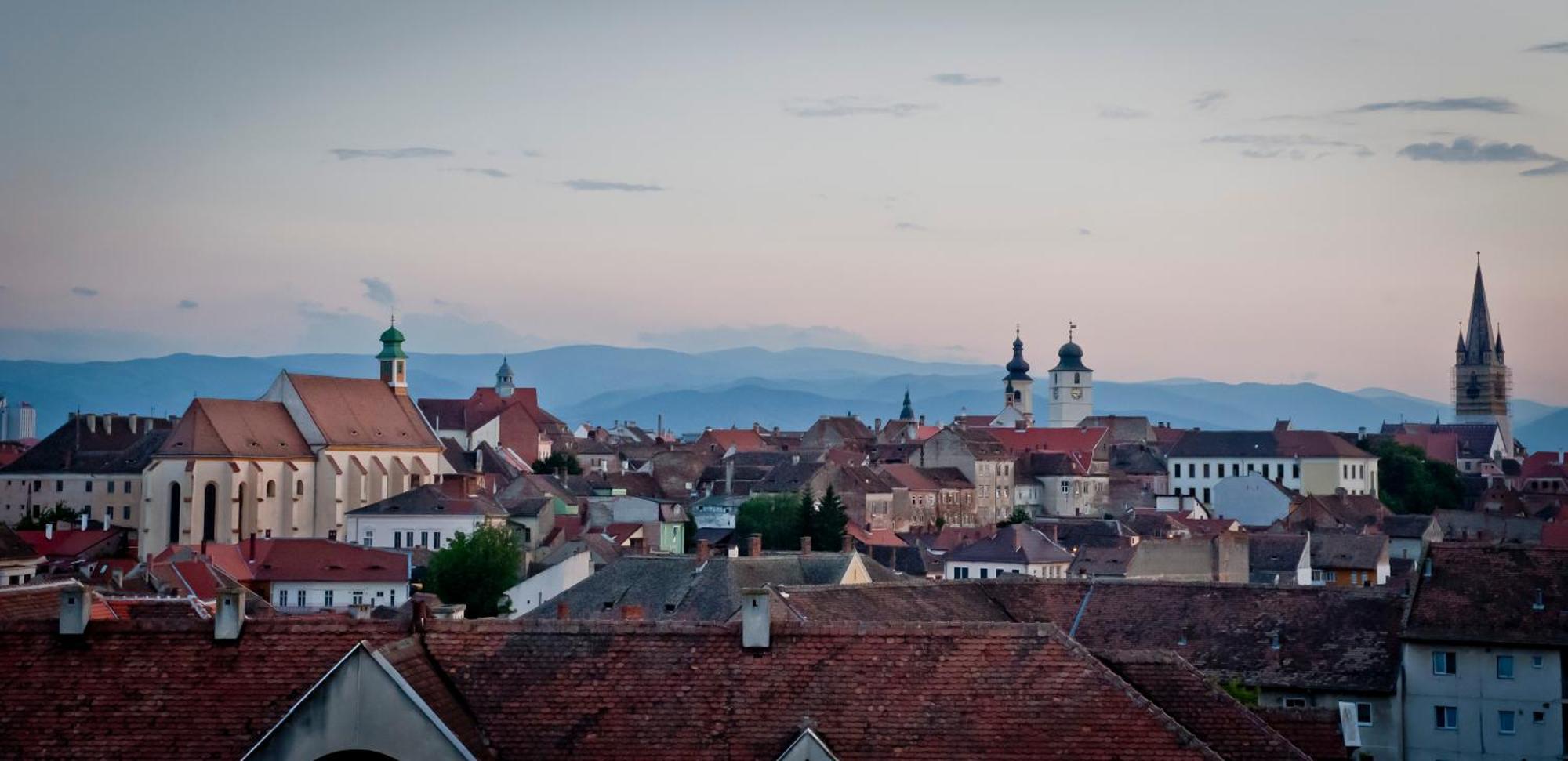 Sibiu Lotus Apartments Oda fotoğraf